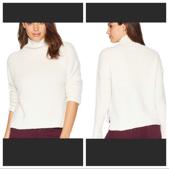 UGG Sweaters - UGG Australia Turtle Neck Sweater